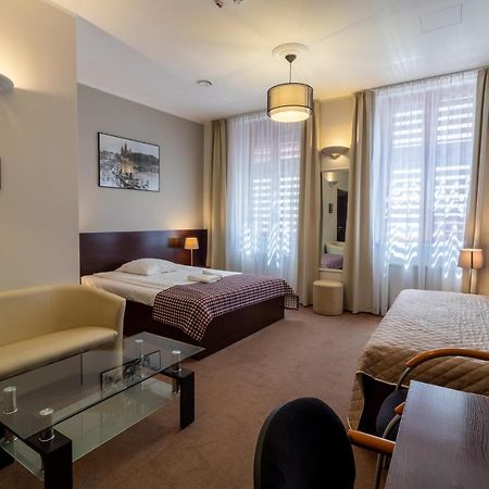 Atlantic Aparthotel クラクフ エクステリア 写真