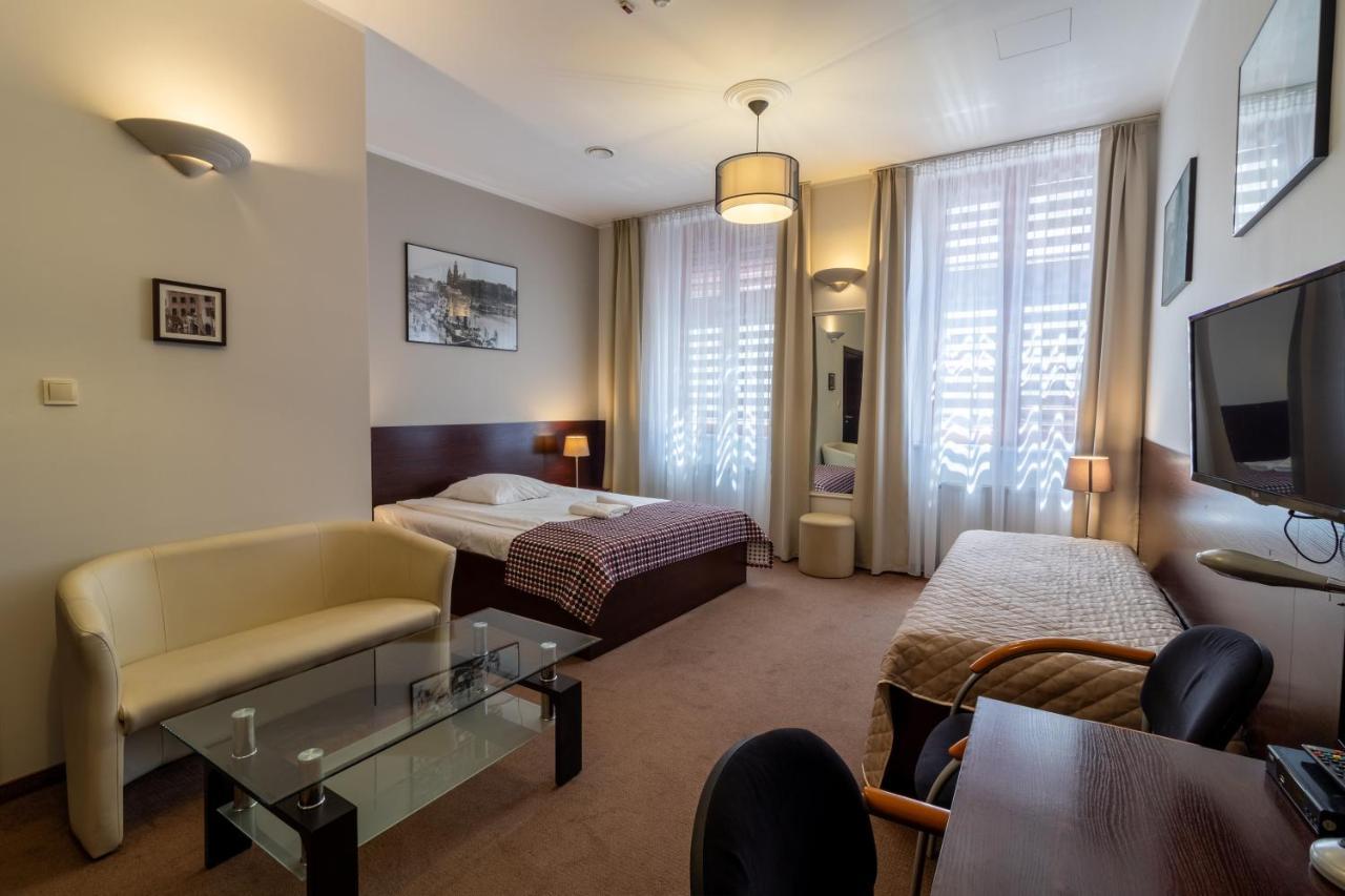 Atlantic Aparthotel クラクフ エクステリア 写真