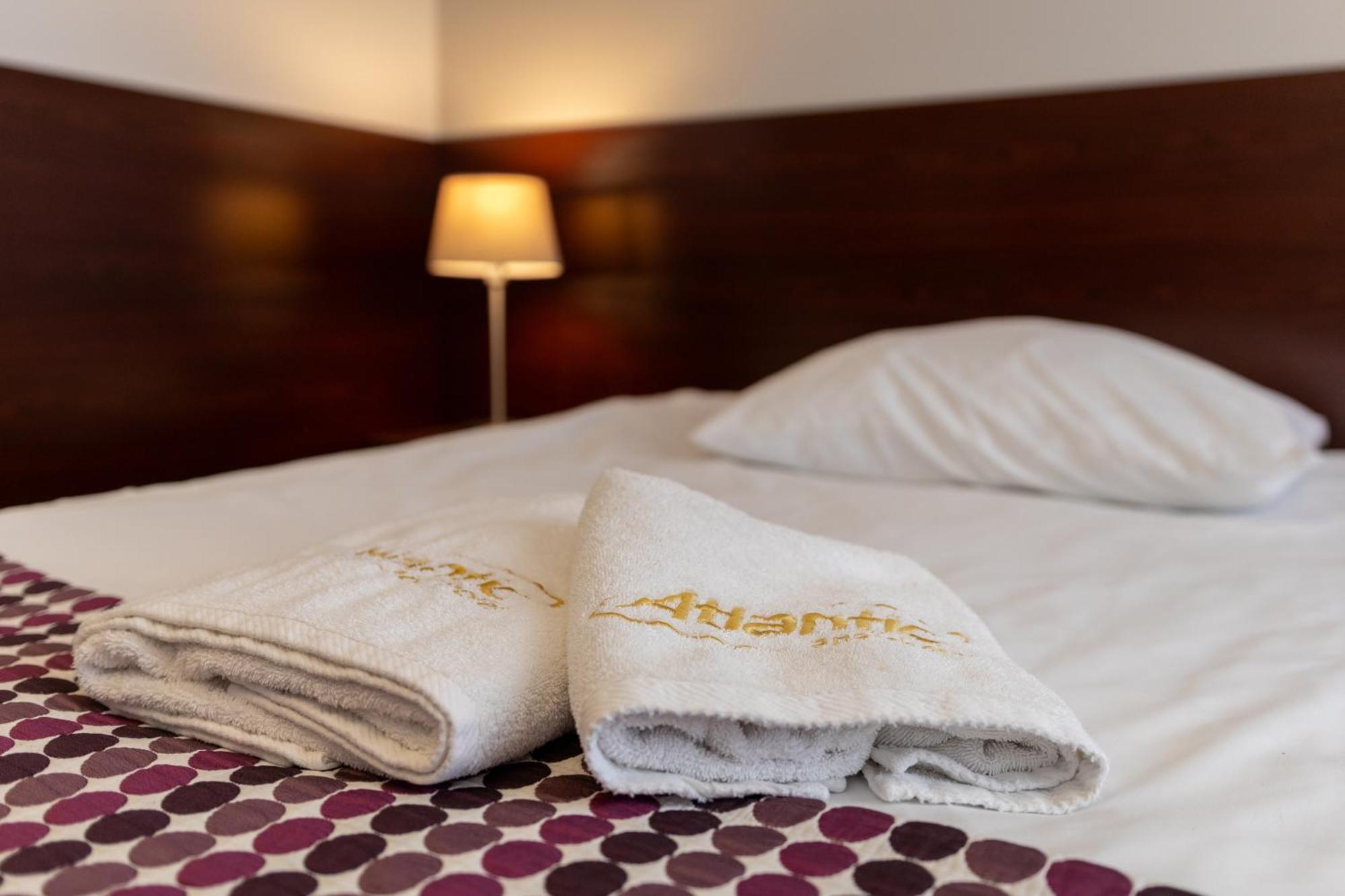 Atlantic Aparthotel クラクフ エクステリア 写真