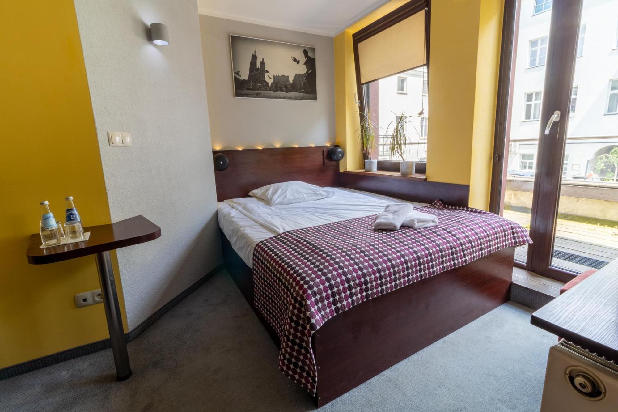 Atlantic Aparthotel クラクフ エクステリア 写真