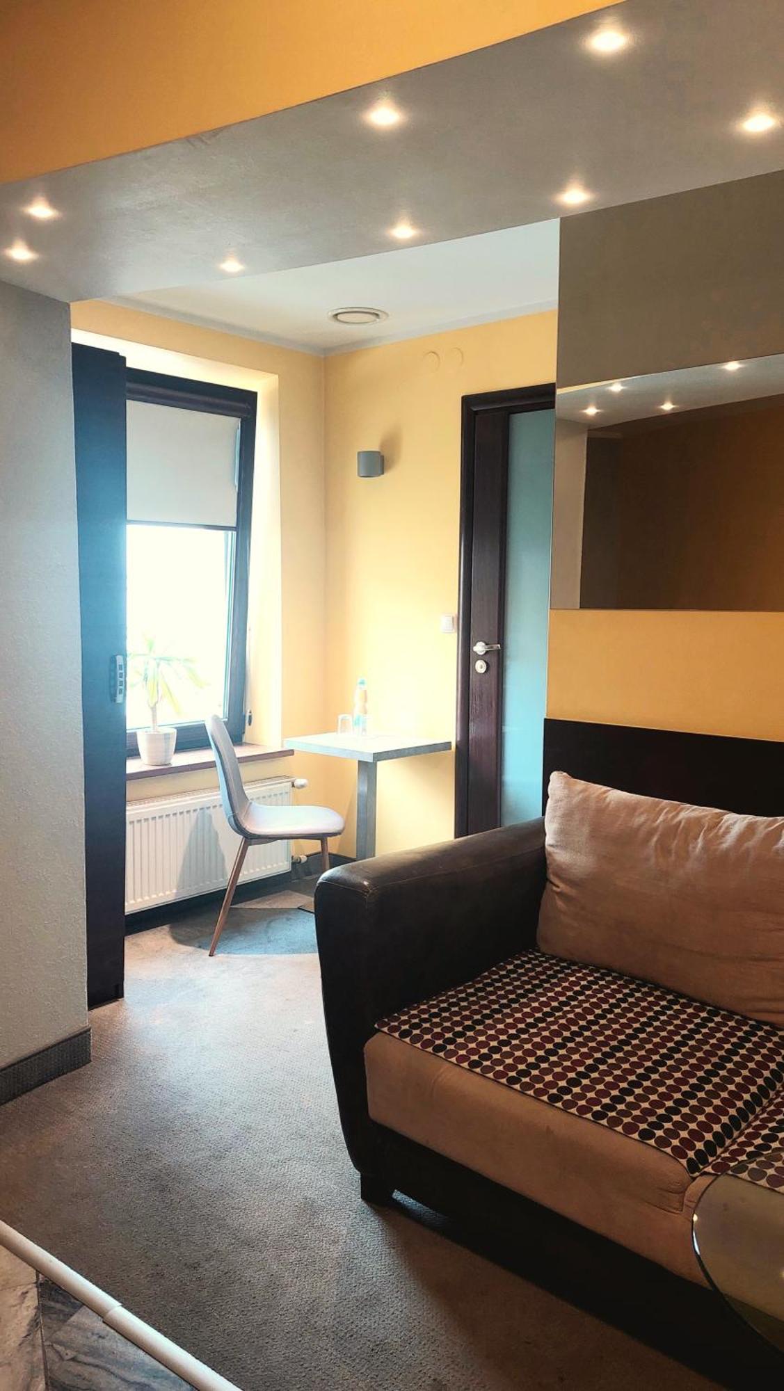 Atlantic Aparthotel クラクフ エクステリア 写真